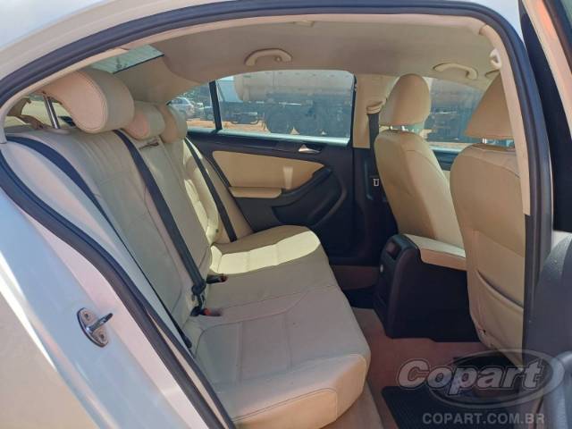 2011 VOLKSWAGEN JETTA 