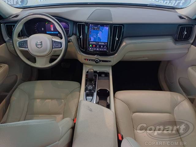 2022 VOLVO XC60 
