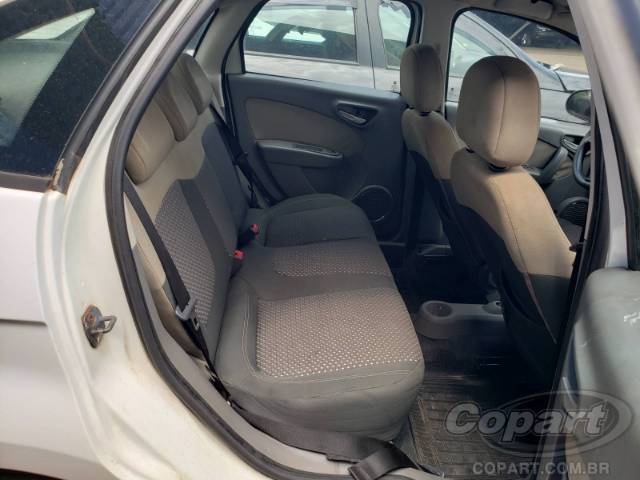 2015 FIAT GRAND SIENA 