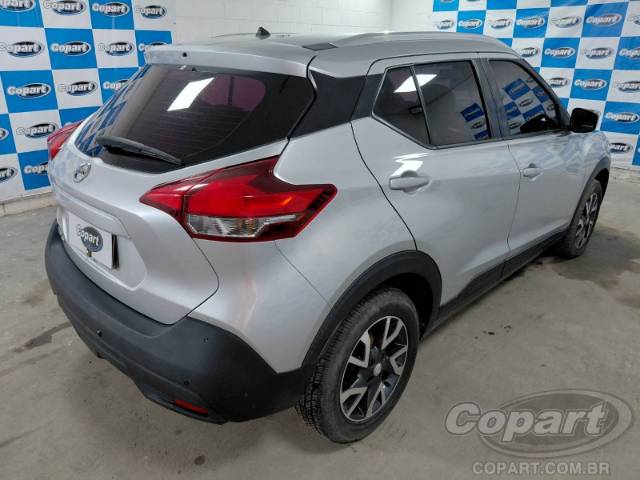 2019 NISSAN KICKS 