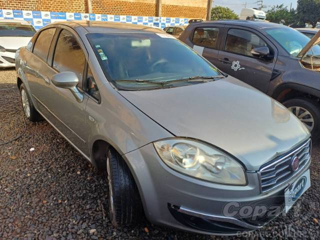 2015 FIAT LINEA 
