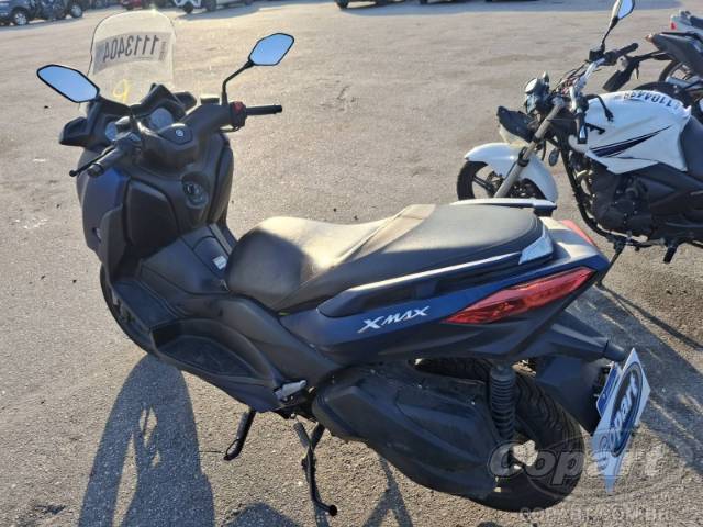 2021 YAMAHA XMAX 