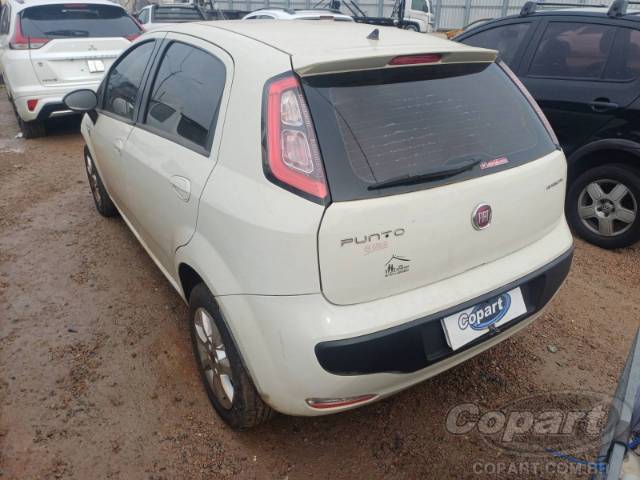 2016 FIAT PUNTO 