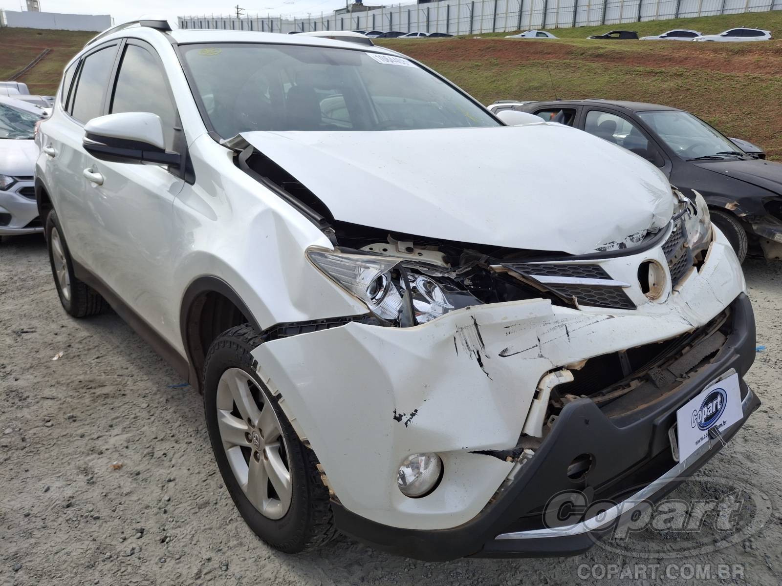 Veículo Toyota RAV4 TOYOTA RAV4 4WD 2.5 16V Dual VVTi 2013 2013 em leilão