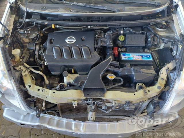 2010 NISSAN LIVINA 