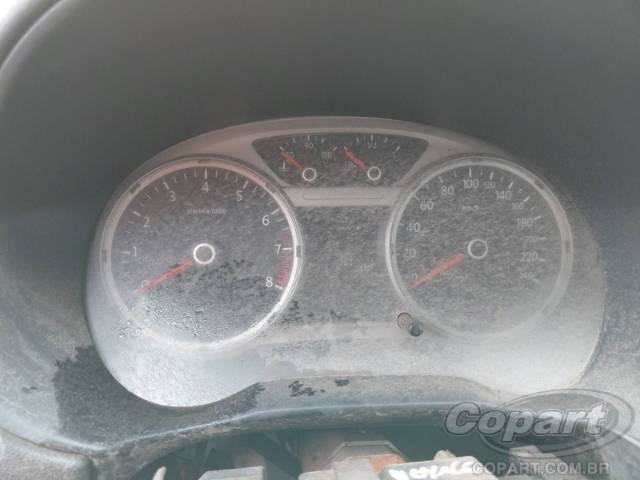 2013 VOLKSWAGEN VOYAGE 