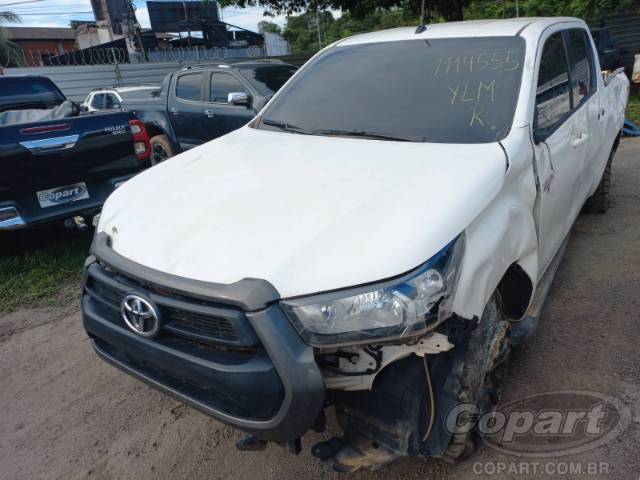 2025 TOYOTA HILUX CD 