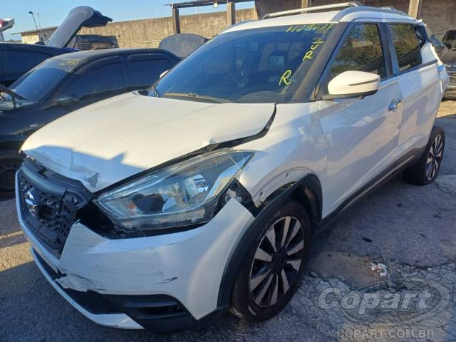 2019 NISSAN KICKS 