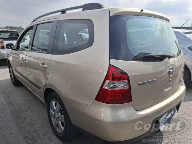 2010 NISSAN GRAND LIVINA 