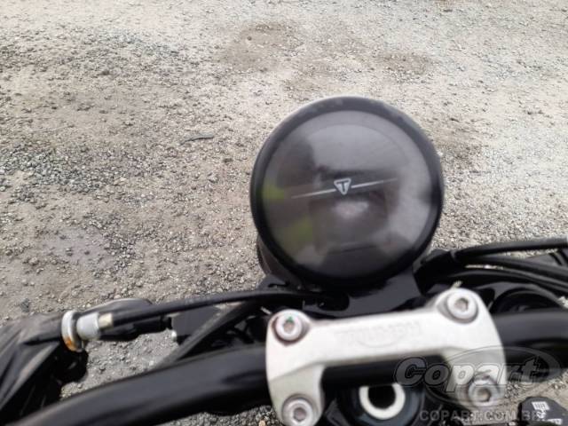 2024 TRIUMPH TRIDENT 