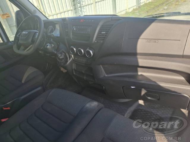2023 IVECO DAILY 