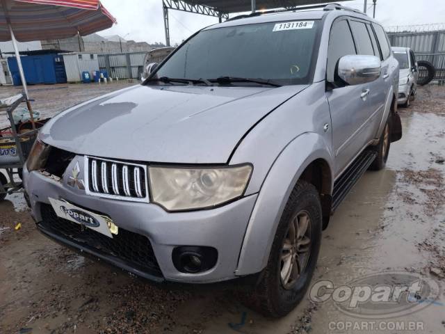 2013 MITSUBISHI PAJERO DAKAR 
