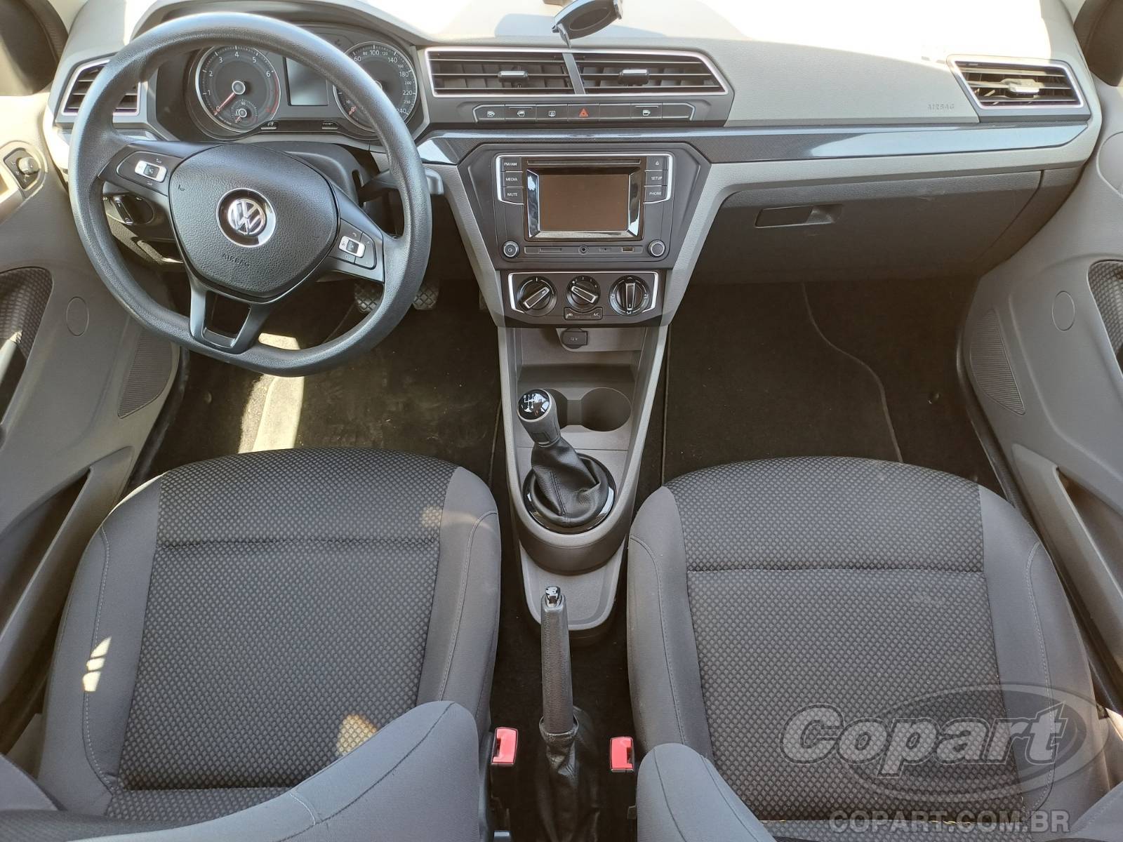 2018 VOLKSWAGEN VOYAGE — foto 9 de 11