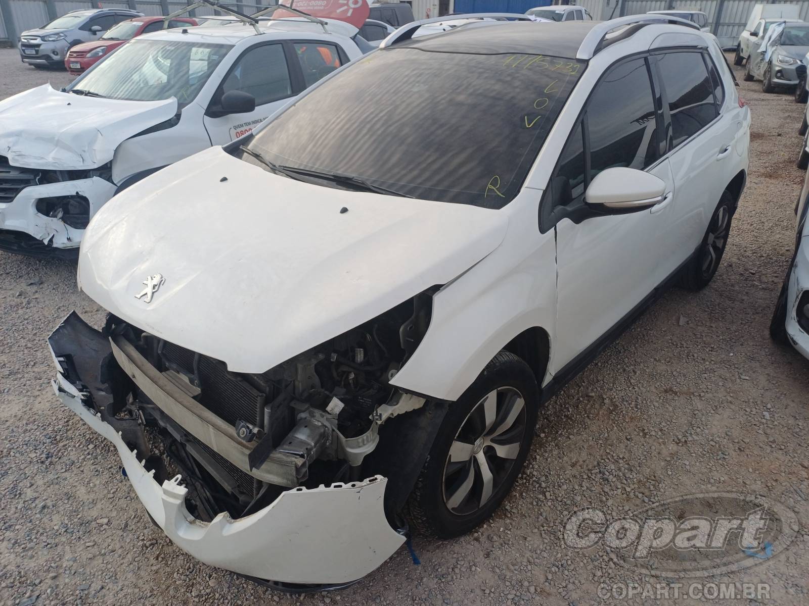 Foto 2: 2016 PEUGEOT 2008