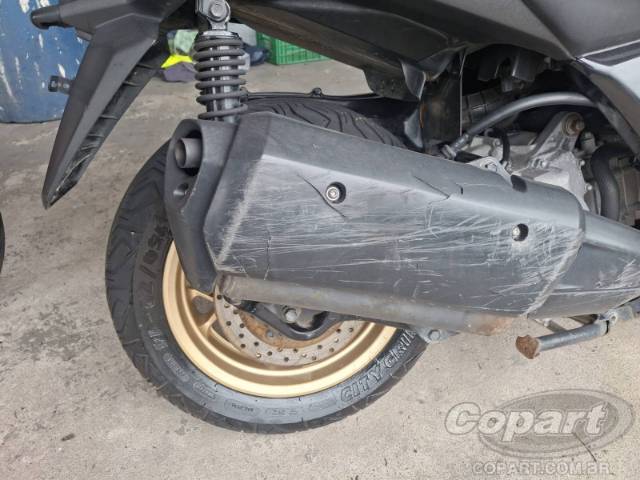 2021 YAMAHA XMAX 