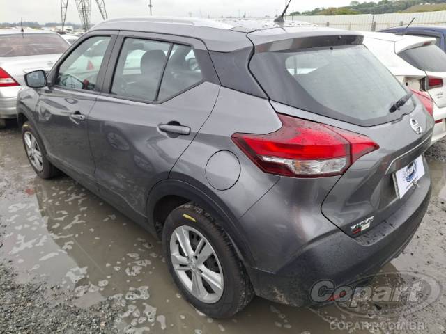 2019 NISSAN KICKS 