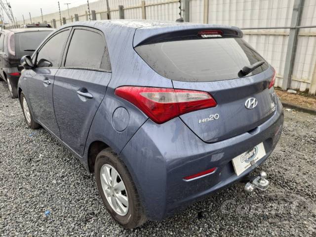 2015 HYUNDAI HB20 
