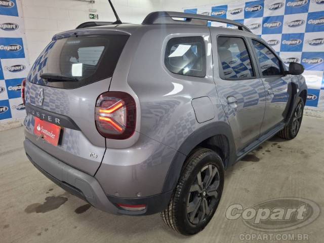2025 RENAULT DUSTER 