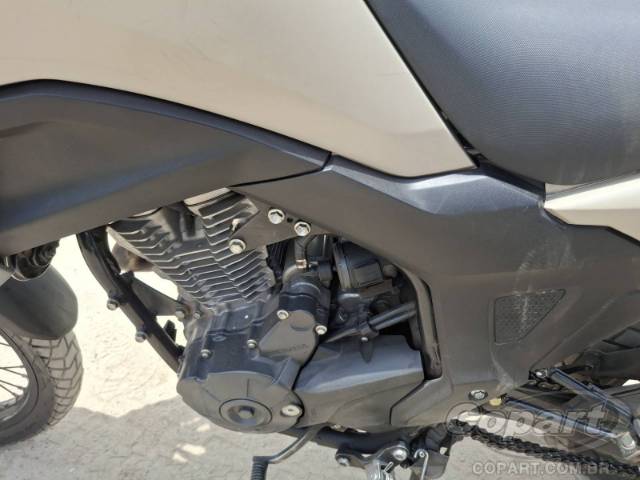 2025 HONDA XRE SAHARA 300 