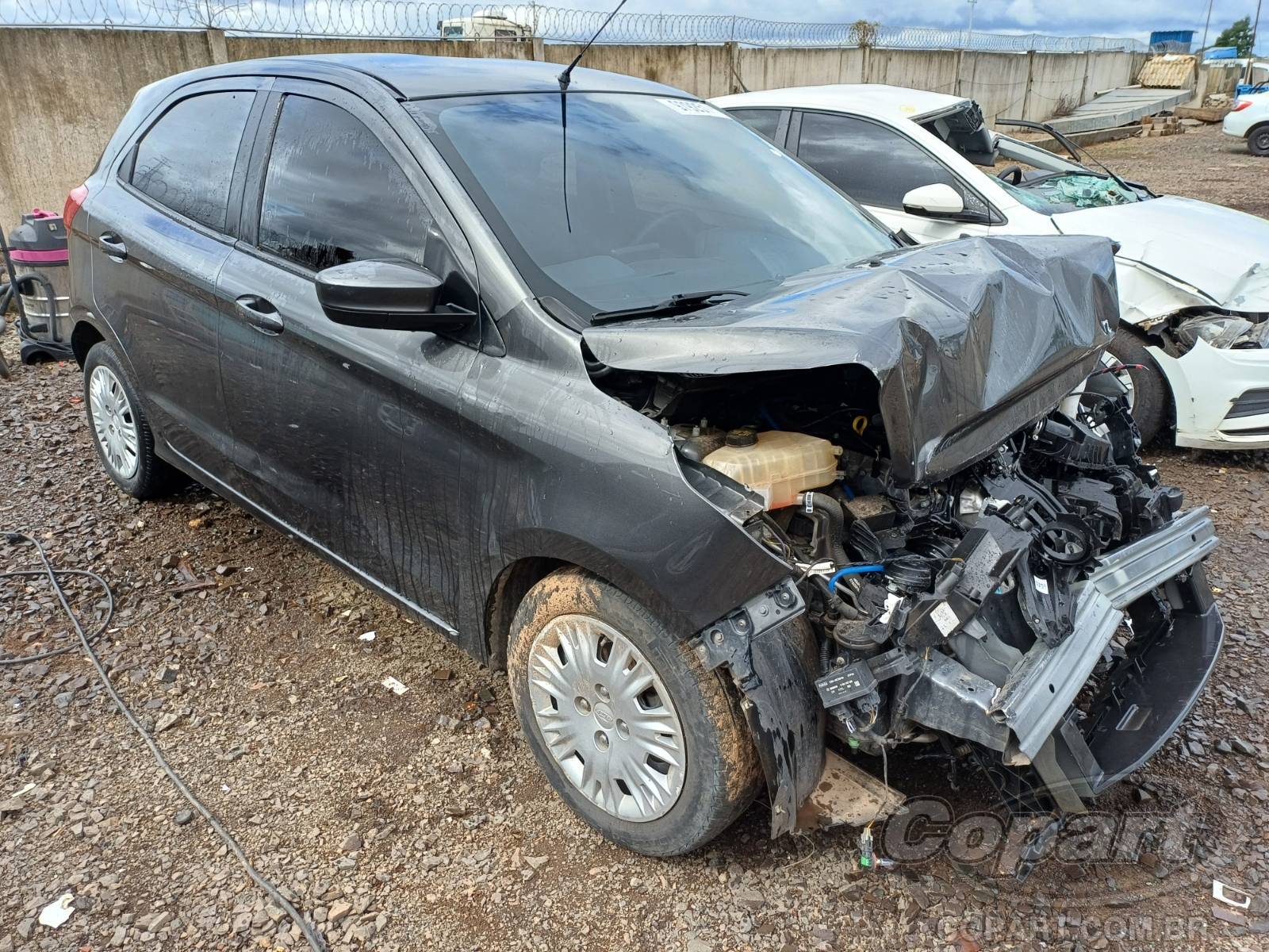 Veículo Ford Ka Ford Ka SE 1.0 12V TiVCT 2019 Pequena Monta 2019 em leilão