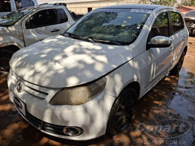 2013 VOLKSWAGEN GOL 