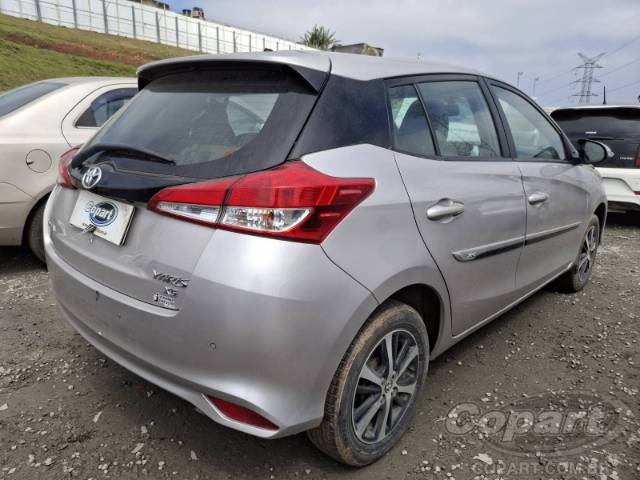 2019 TOYOTA YARIS 