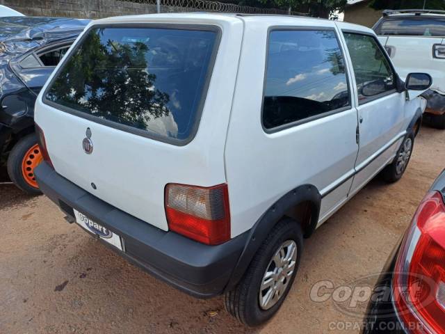 2013 FIAT UNO 