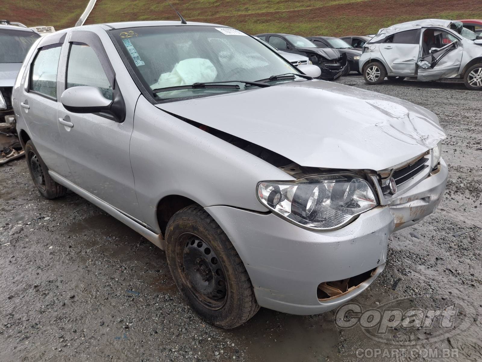 Veículo Fiat Palio Fiat Palio Fire 1.0 Evo 2016 Colisão Frontal 2016 em leilão