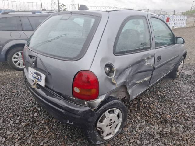 1997 CHEVROLET CORSA 