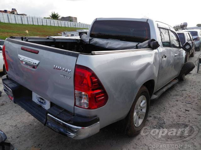 2017 TOYOTA HILUX CD 