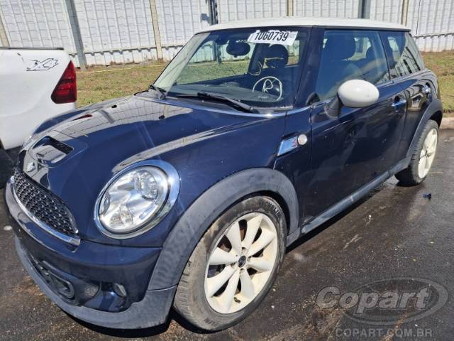 2013 MINI COOPER 