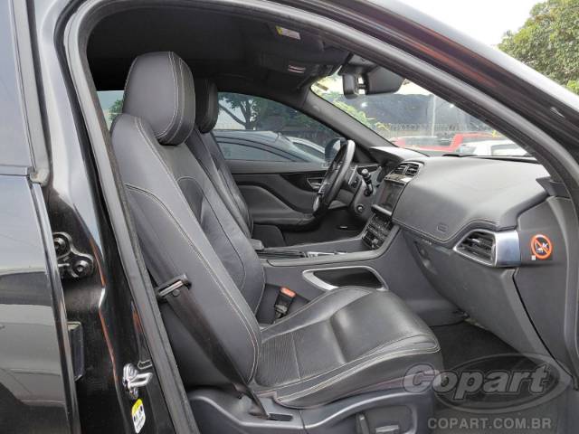 2018 JAGUAR F-PACE 