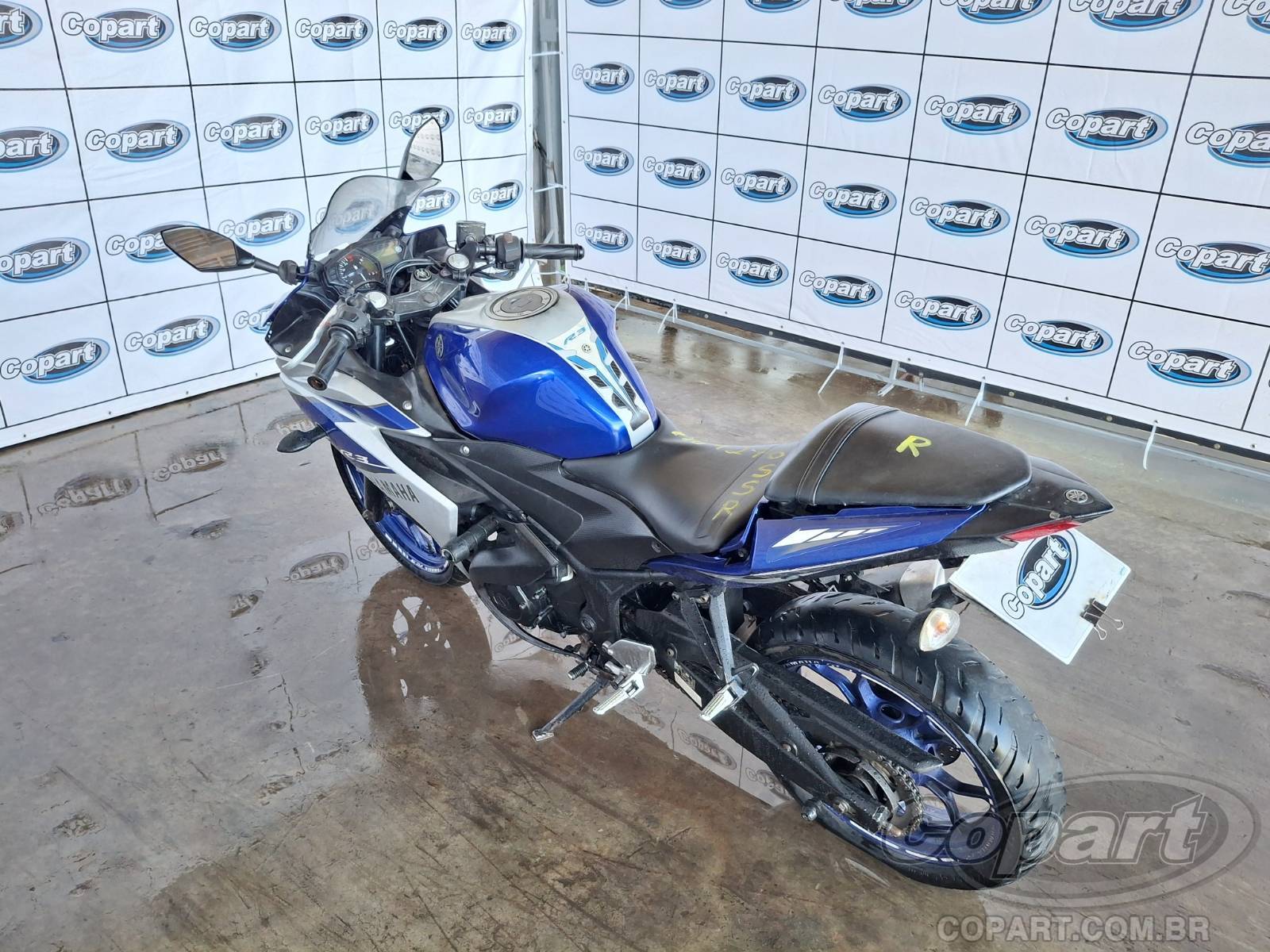 Foto 3: 2016 YAMAHA YZF R3