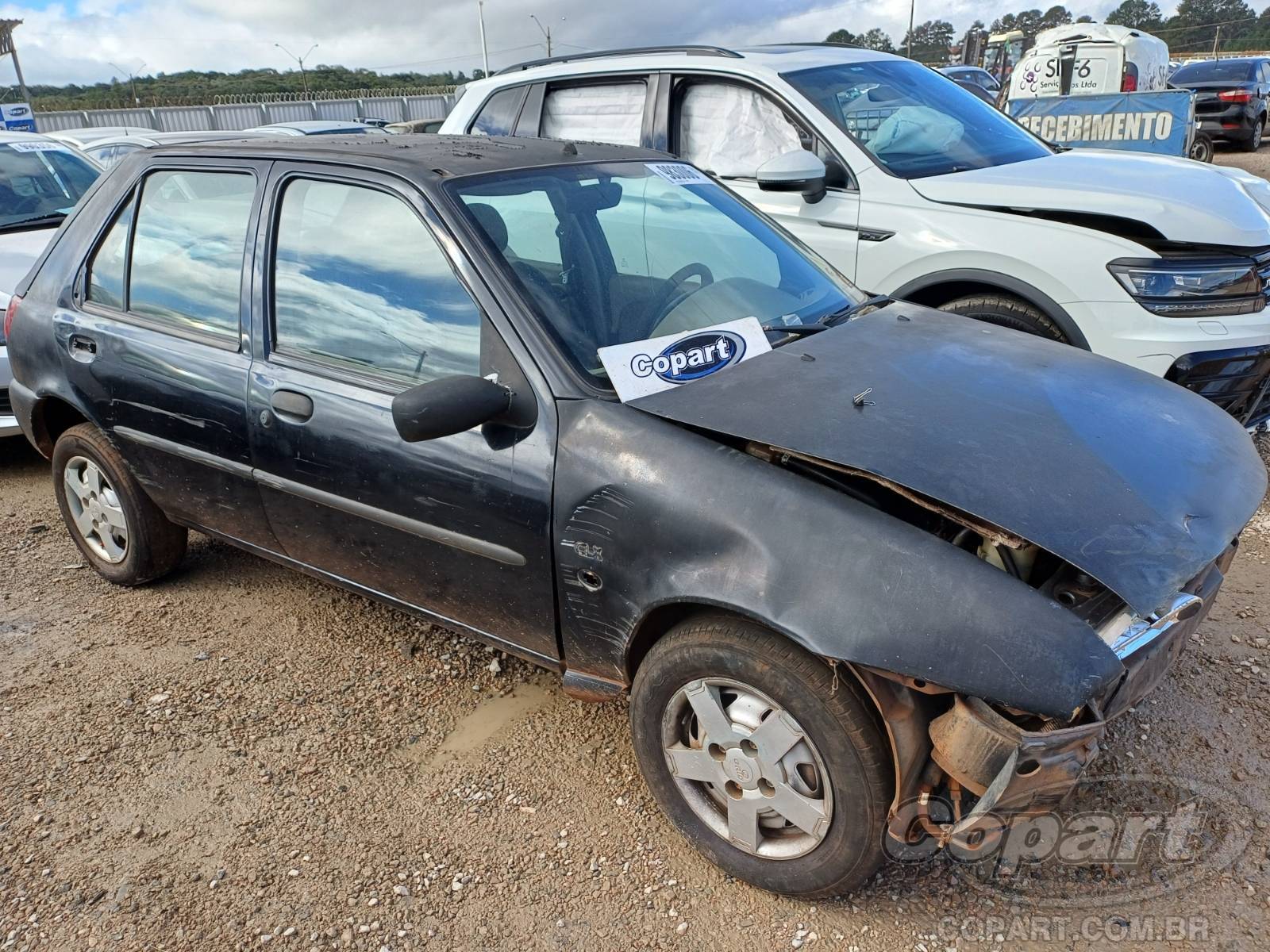 Veículo Ford Fiesta 1998 FORD FIESTA CLX 1.4 16V Gasolina 1998 em leilão