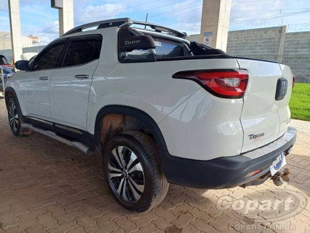 2022 FIAT TORO 