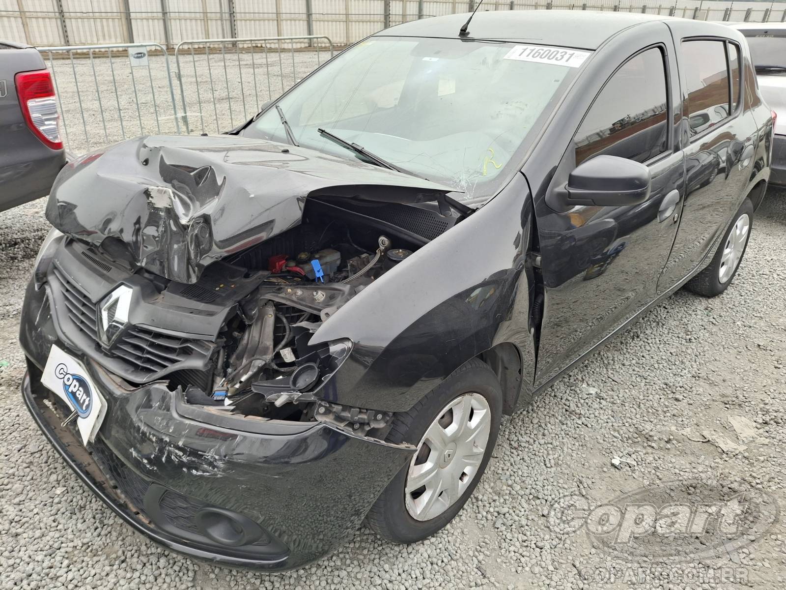 Foto 2: 2015 RENAULT SANDERO