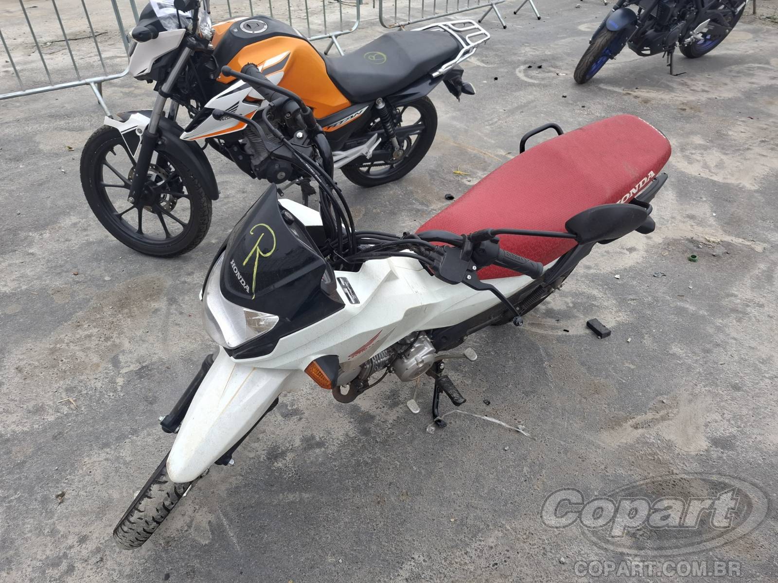 Foto 2: 2027 HONDA POP
