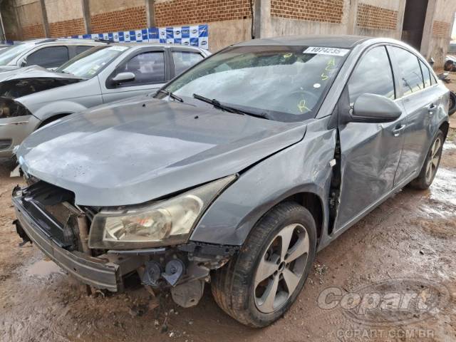 2013 CHEVROLET CRUZE 