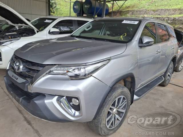 2018 TOYOTA HILUX SW4 