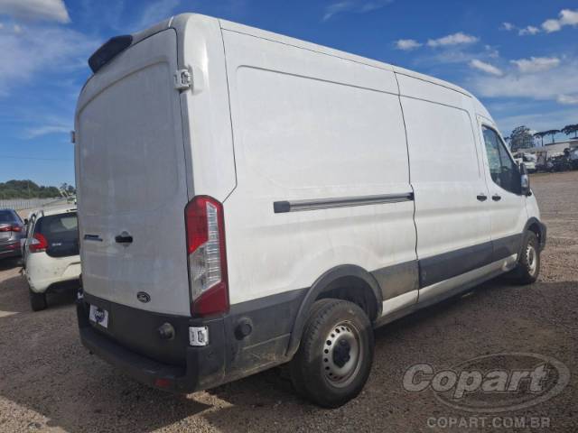 2025 FORD E-TRANSIT FURGAO 