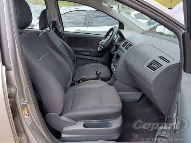 2016 VOLKSWAGEN FOX 