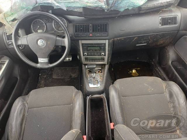 2010 VOLKSWAGEN GOLF 