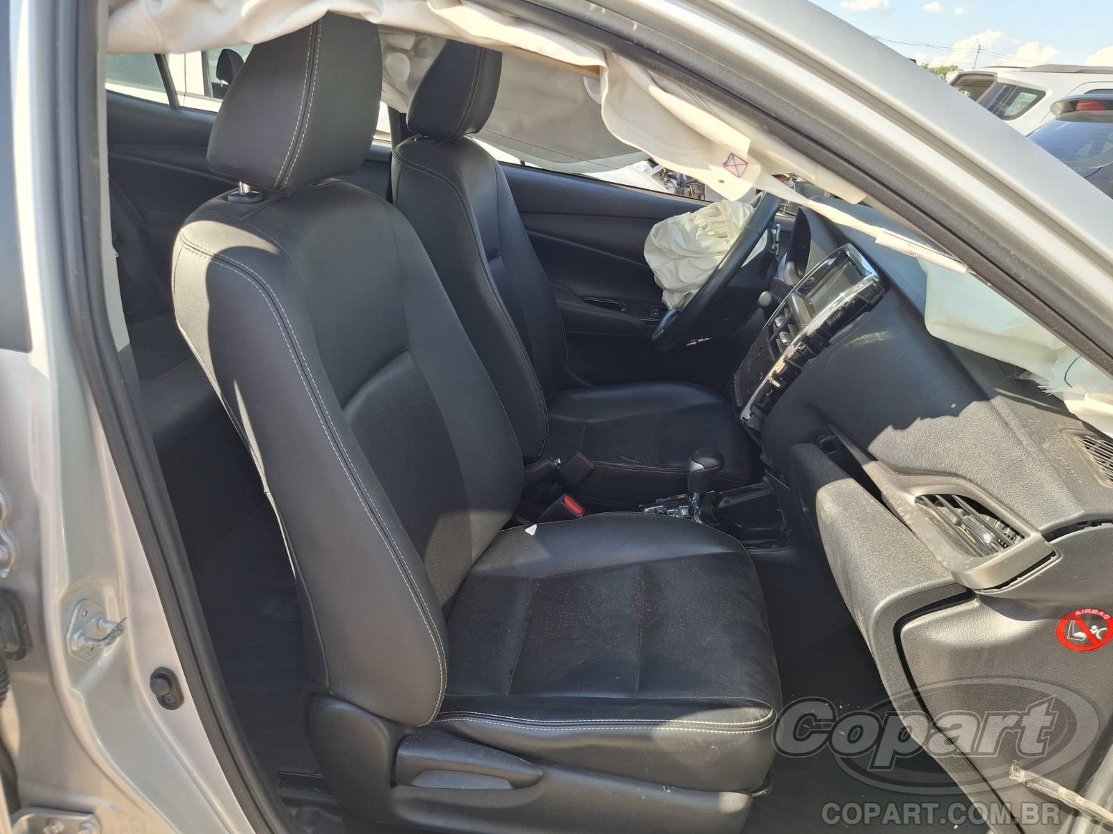 Foto 5: 2020 TOYOTA YARIS SEDA
