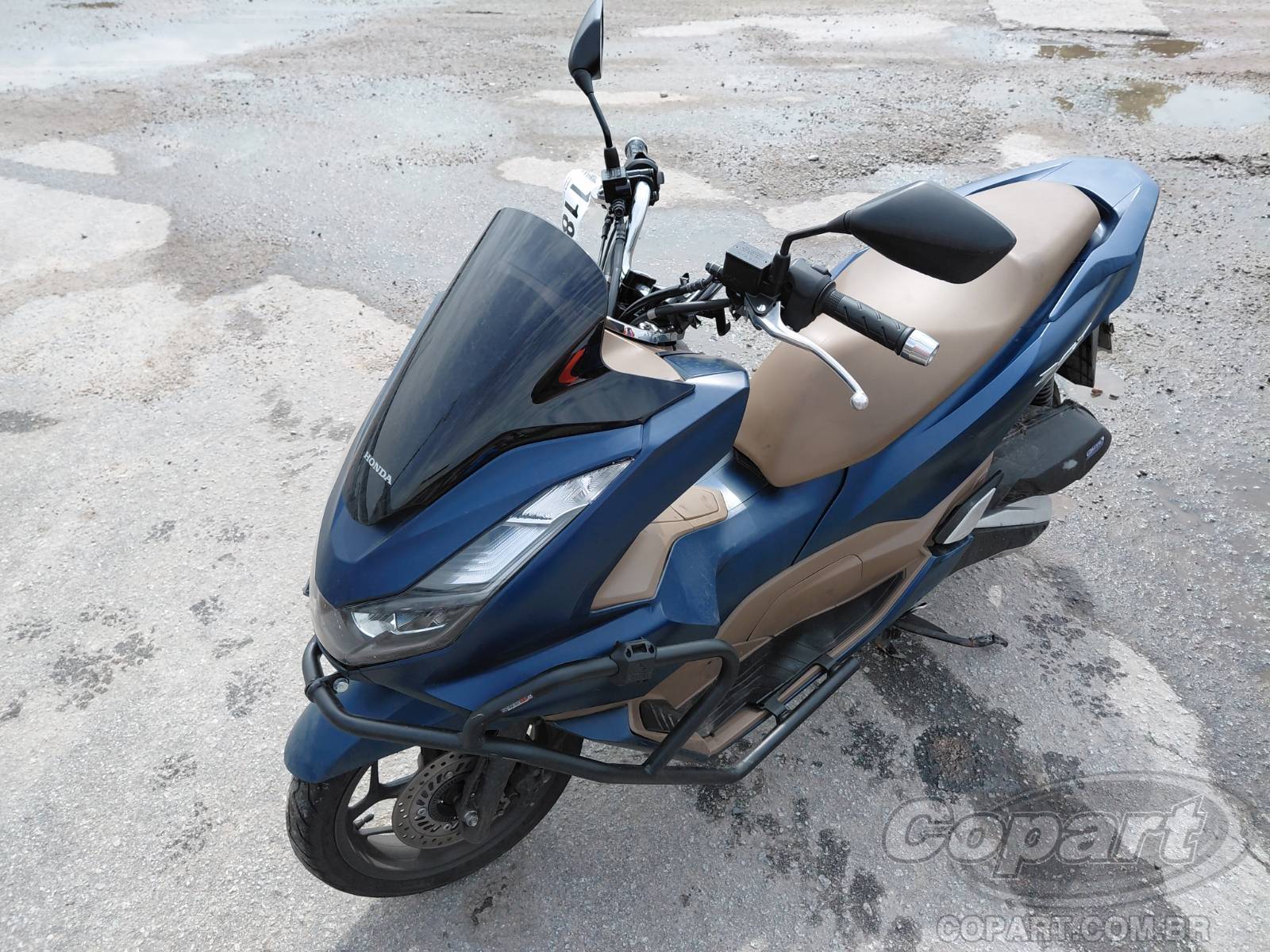 Foto 2: 2024 HONDA PCX