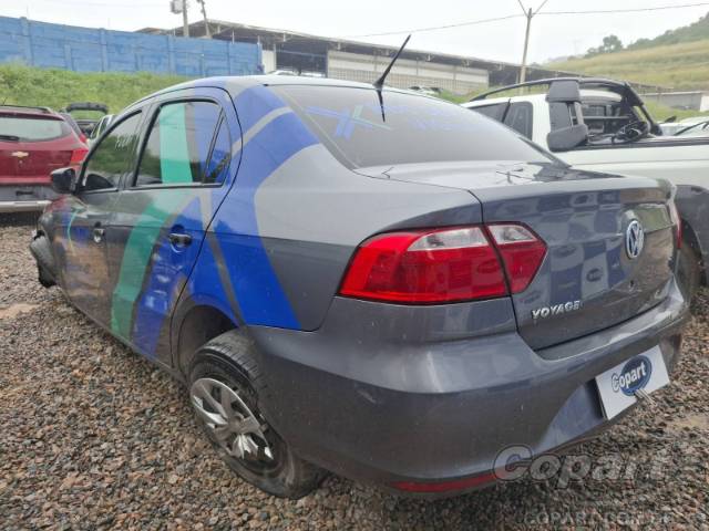 2022 VOLKSWAGEN VOYAGE 