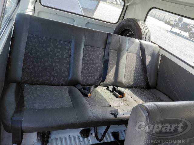 2000 VOLKSWAGEN KOMBI 