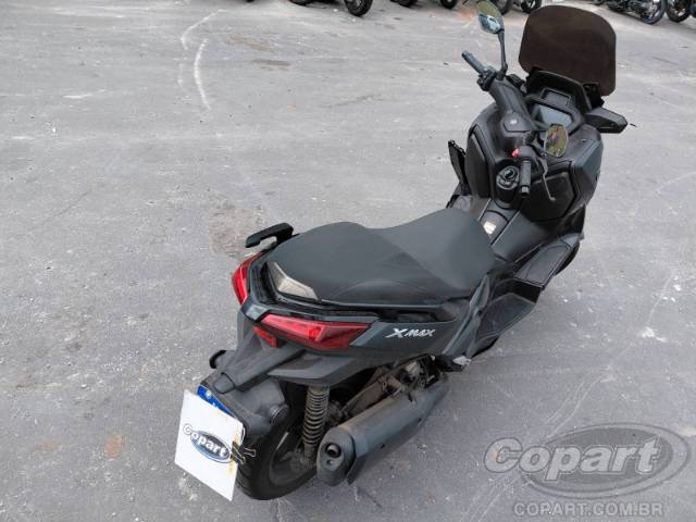 2025 YAMAHA XMAX 