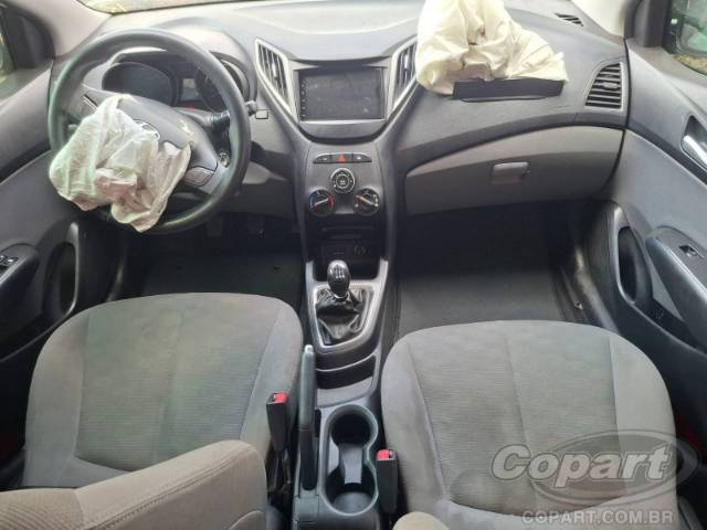 2017 HYUNDAI HB20S 