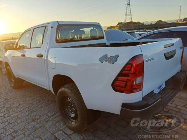 2025 TOYOTA HILUX CD 