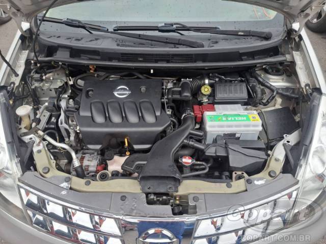 2012 NISSAN GRAND LIVINA 